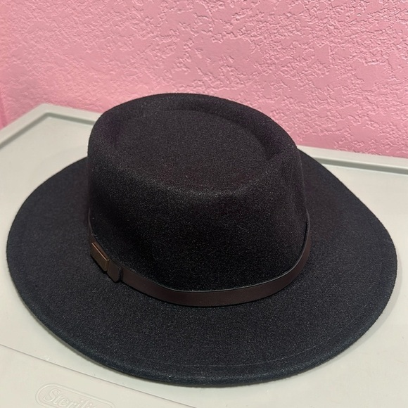 Black Wool Fedora Hat with Brown Trim - Picture 1 of 6